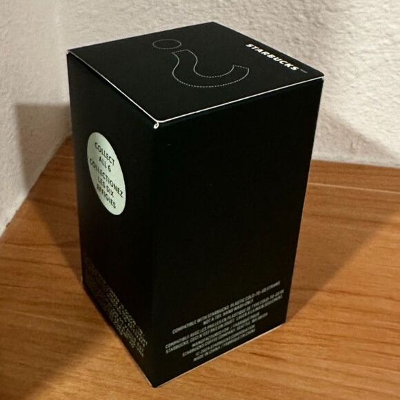 Starbucks Surprise Silicone Straw Topper NIB - Picture 3 of 4